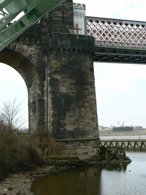 Castle Rock, Runcorn